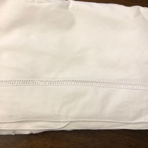New Jubilee Twin Bedskirt